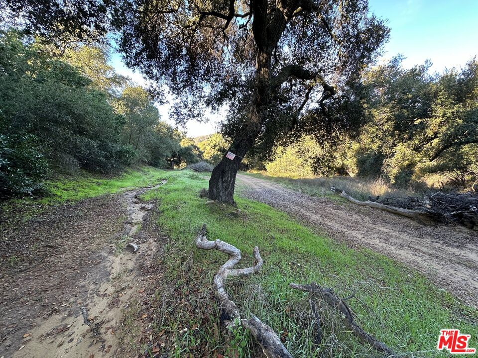 3 Hillside Drive