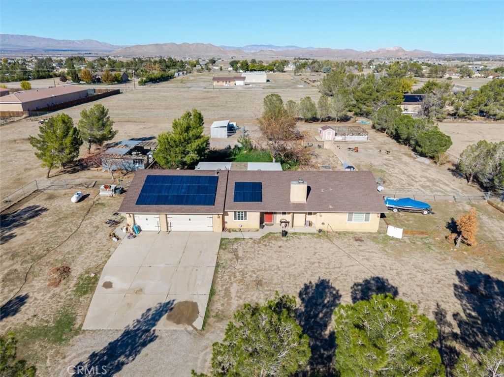 Photo of 7241 W Avenue A2, Lancaster, CA 93536 (MLS # SR25266112)