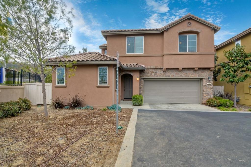 This former Model Located on a highly sought after Largest corner plot in the gated community of Belmont in SEH. This beautiful 4 bed , 3 bath property has a guest room, Full bath and walk-in wardrobe on the first floor, upgraded kitchen with granite worktops, stainless steel appliances, and raised panel European foil cabinetry as well as upgraded hardwood flooring throughout the kitchen, lounge and hallway. Over 40k was spent in the newly renovated Landscape which includes a BBQ island with beer Tap. Custom built dresser and end tables in master bedroom Custom built entertainment center in living room along with wired surround sound in living room as well.