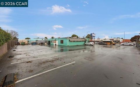 Photo of 12860 12860 San Pablo Ave Ave, Richmond, CA 94805 (MLS # 41125974)