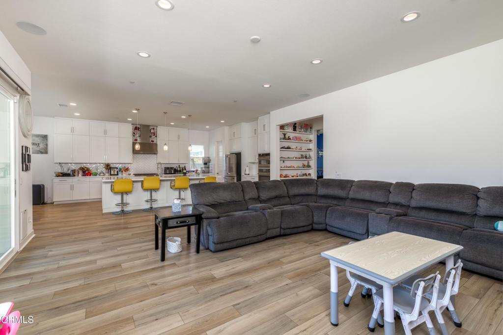 28608 Windbreak Terrace