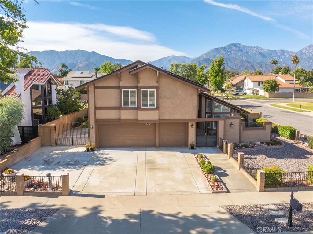 1525 Bridget Court