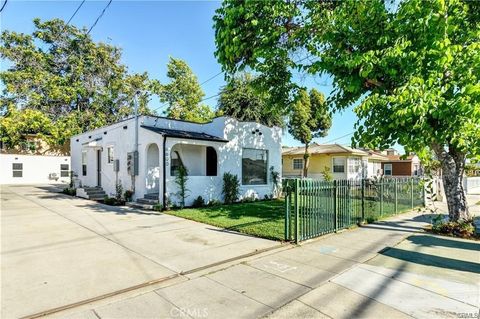 Photo of 6600 Fishburn Ave, Bell, CA 90201 (MLS # DW26063478)