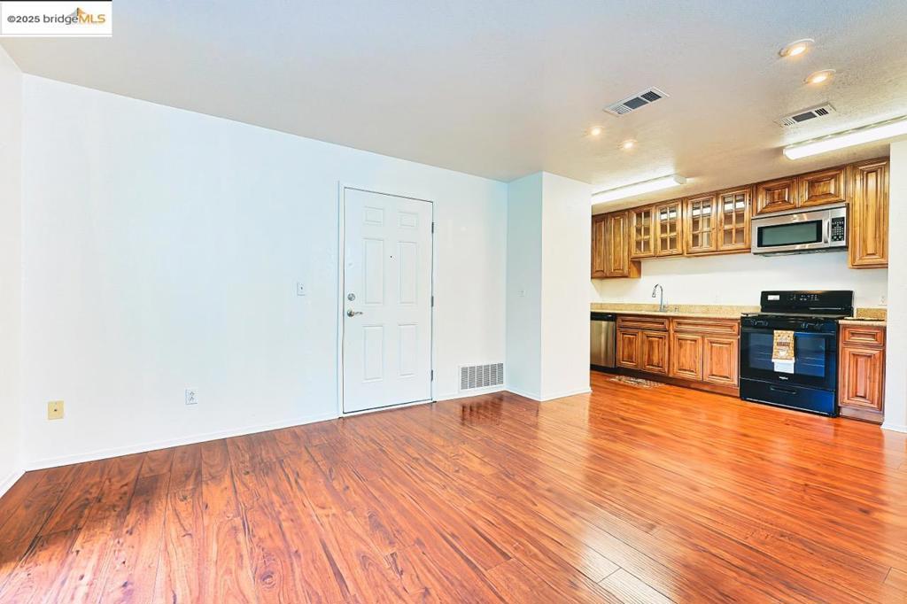 Not Listed - Residential