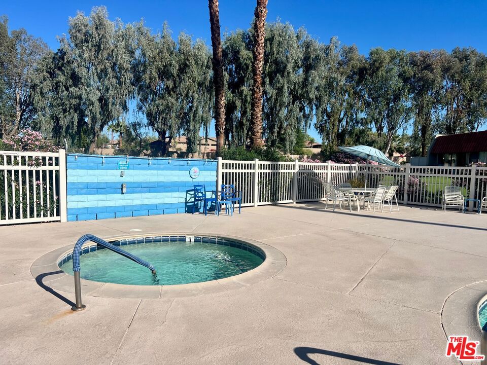 Mountain View Villas - Residential