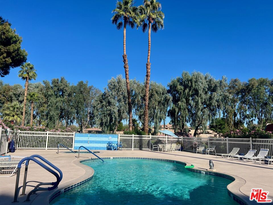 Mountain View Villas - Residential