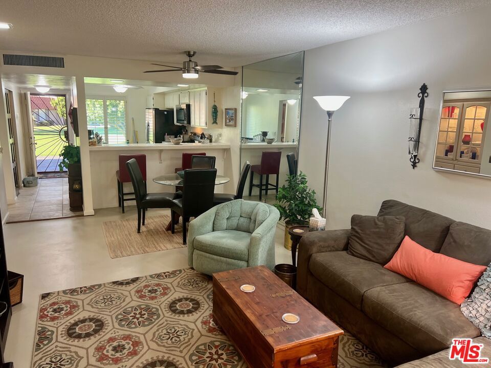 Mountain View Villas - Residential