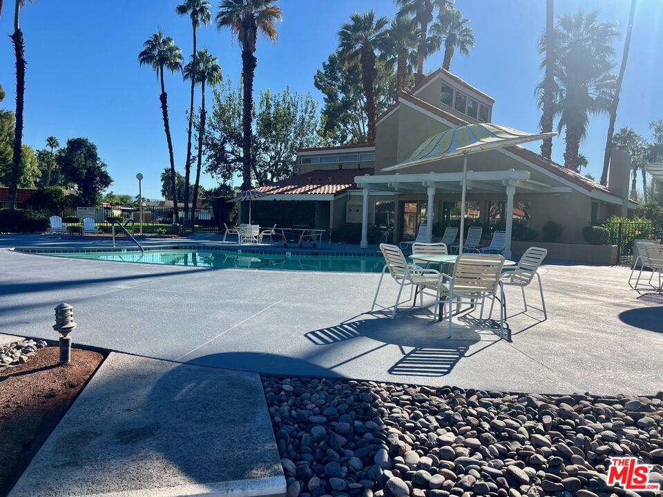 Mountain View Villas - Residential