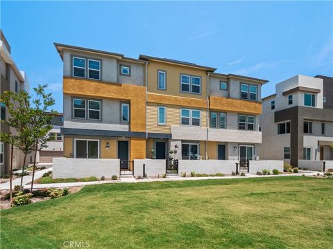 27148 Valley Oak Place Valencia CA 91381