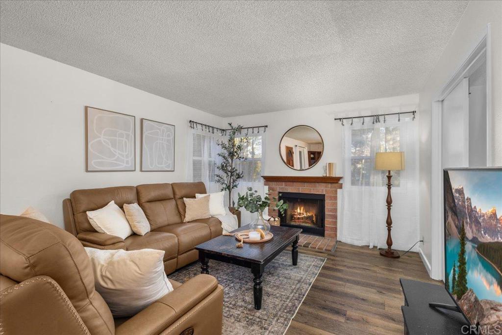 1941 Wellington Lane 1