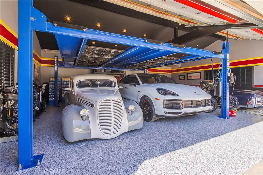 Whittier, California 90605, United States, 4 Bedrooms Bedrooms, ,5 BathroomsBathrooms,Residential,Active,117966