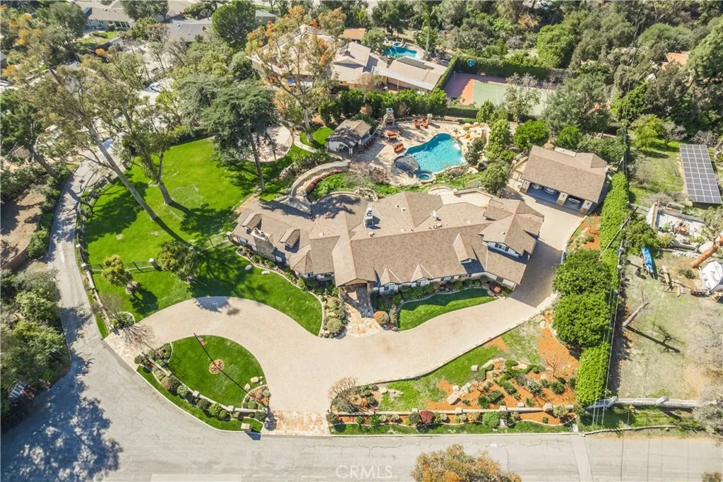 Whittier, California 90605, United States, 4 Bedrooms Bedrooms, ,5 BathroomsBathrooms,Residential,Active,117966