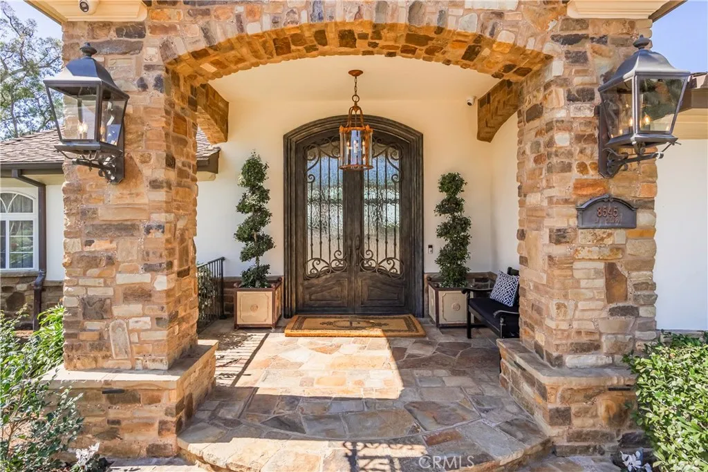 Whittier, California 90605, United States, 4 Bedrooms Bedrooms, ,5 BathroomsBathrooms,Residential,Active,117966