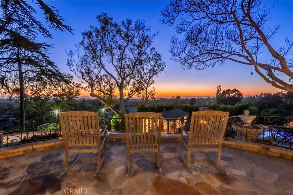 Whittier, California 90605, United States, 4 Bedrooms Bedrooms, ,5 BathroomsBathrooms,Residential,Active,117966