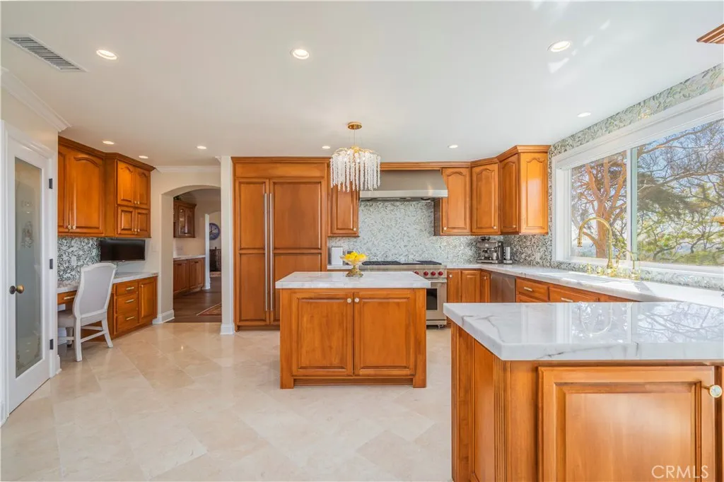 Whittier, California 90605, United States, 4 Bedrooms Bedrooms, ,5 BathroomsBathrooms,Residential,Active,117966