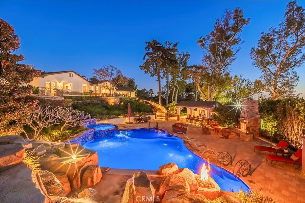 Whittier, California 90605, United States, 4 Bedrooms Bedrooms, ,5 BathroomsBathrooms,Residential,Active,117966