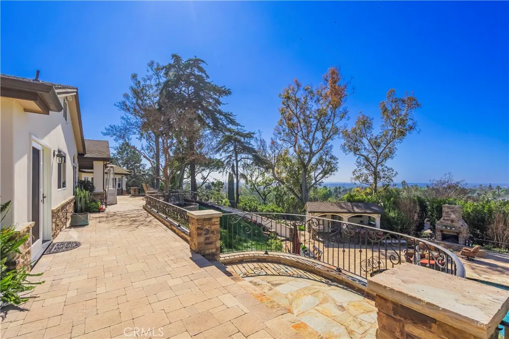 Whittier, California 90605, United States, 4 Bedrooms Bedrooms, ,5 BathroomsBathrooms,Residential,Active,117966