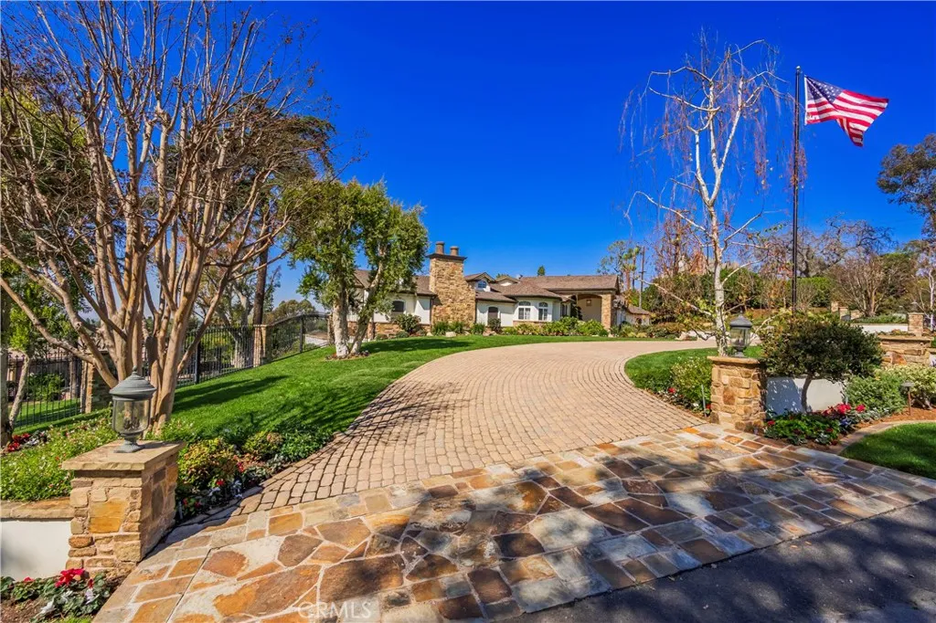 Whittier, California 90605, United States, 4 Bedrooms Bedrooms, ,5 BathroomsBathrooms,Residential,Active,117966