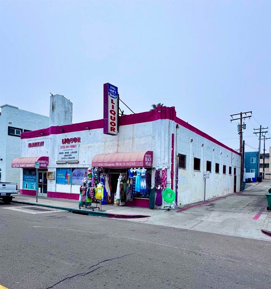 5 buildable lots, making up of a Commercial building approx 3950 soft on 3 lots, plus 2 additional lots. 1st time on the market in decades, Beach close less the 200 feet to the sand. Build 5 single family homes and enjoy the beach.