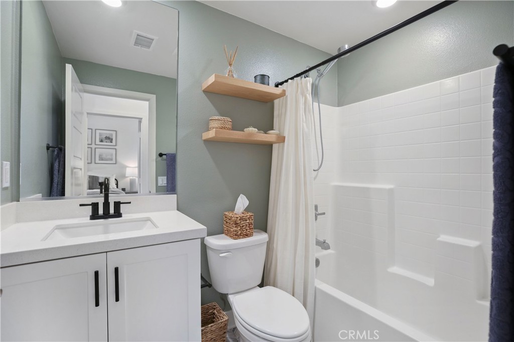 Paisley (PSLY) - Residential