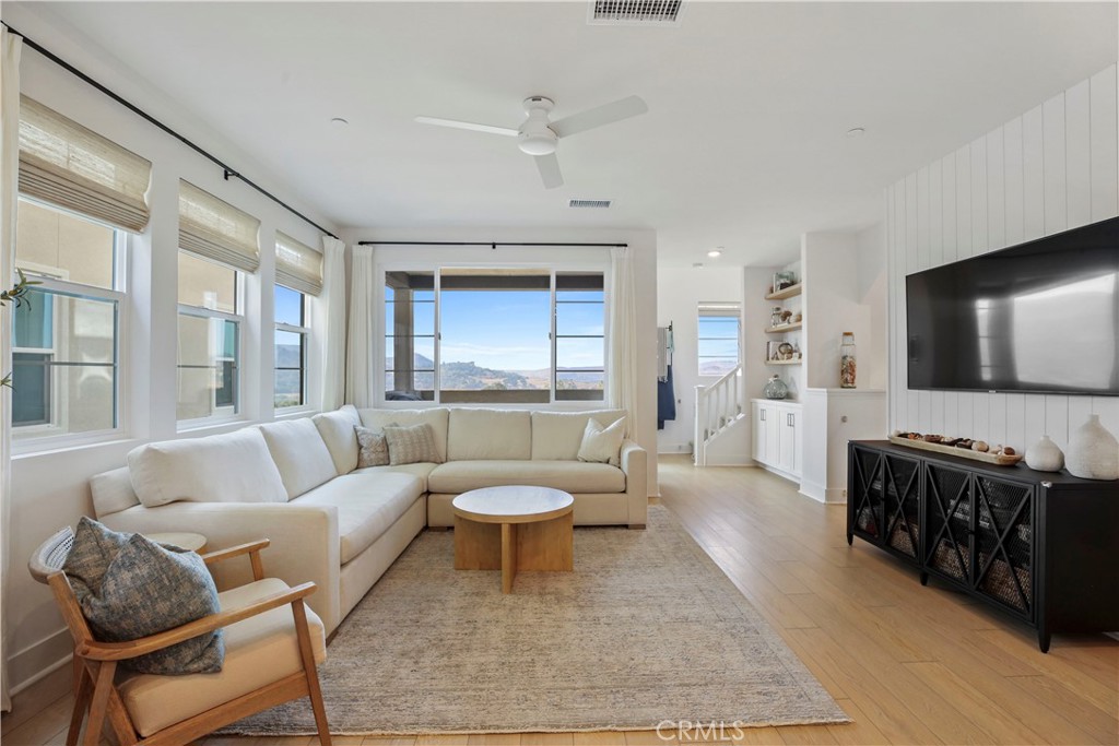 Paisley (PSLY) - Residential