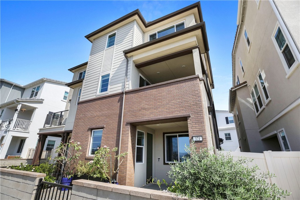 Paisley (PSLY) - Residential