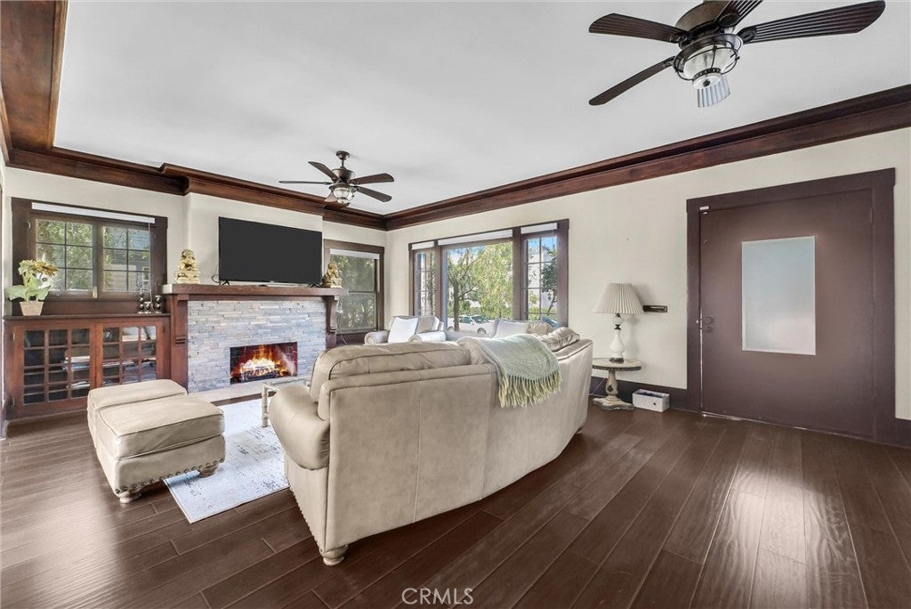 3354 Orange Street