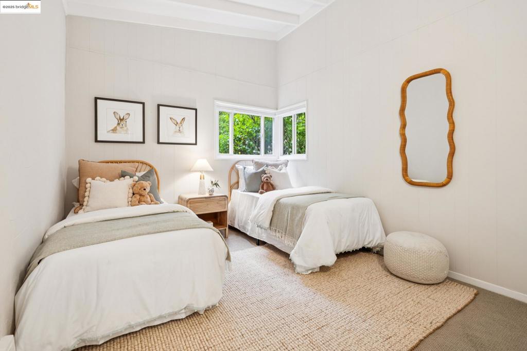 MONTCLAIR - Residential
