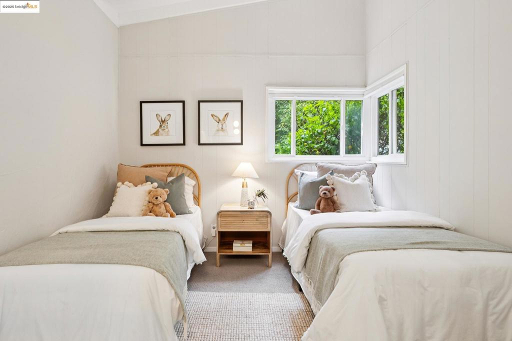 MONTCLAIR - Residential