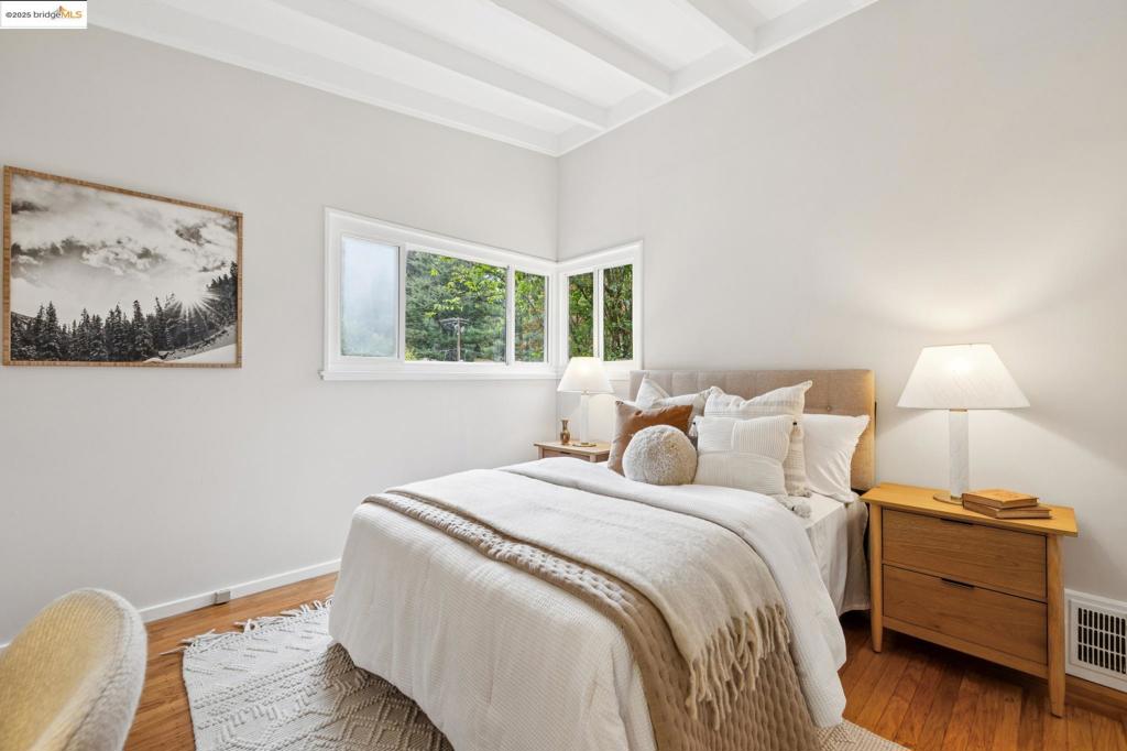 MONTCLAIR - Residential