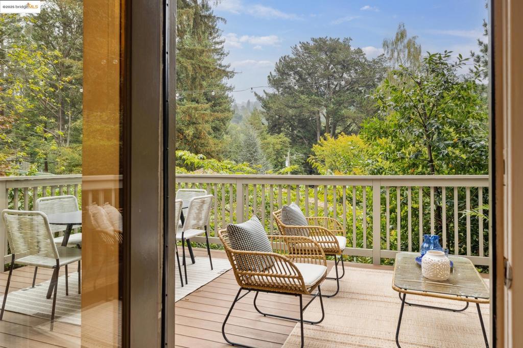 MONTCLAIR - Residential