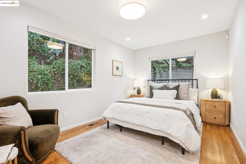 MONTCLAIR - Residential
