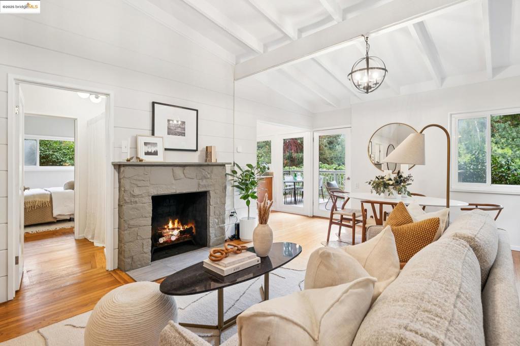 MONTCLAIR - Residential