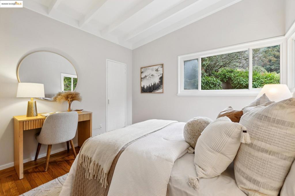 MONTCLAIR - Residential