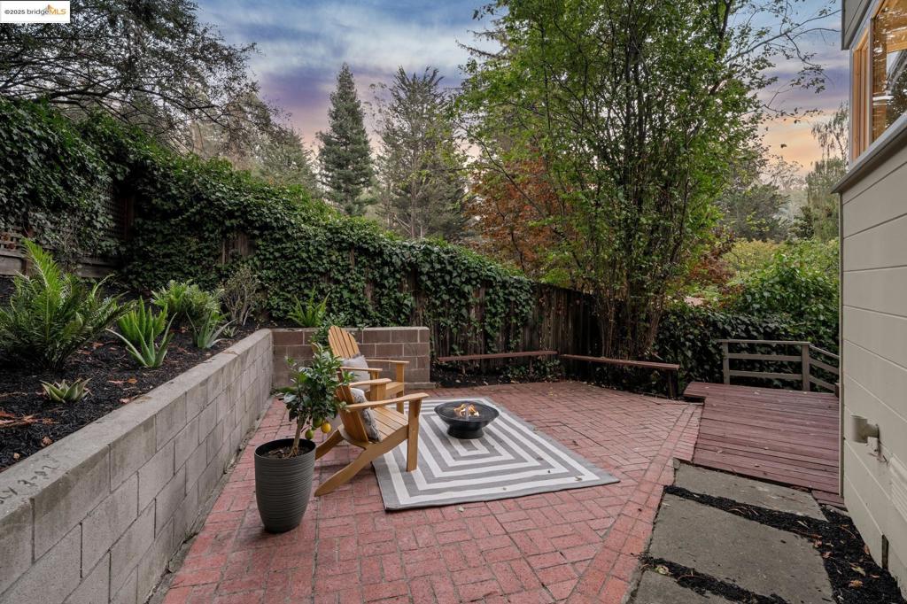 MONTCLAIR - Residential