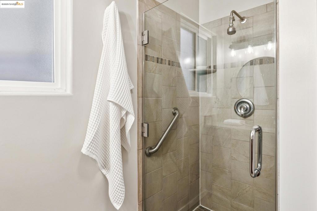 MONTCLAIR - Residential