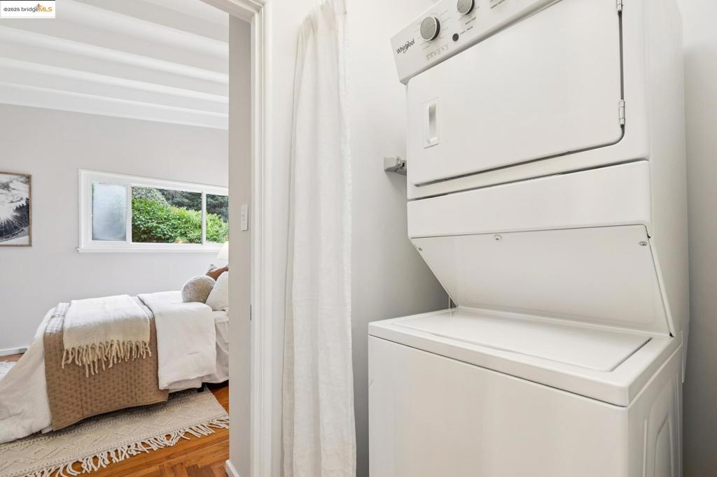 MONTCLAIR - Residential