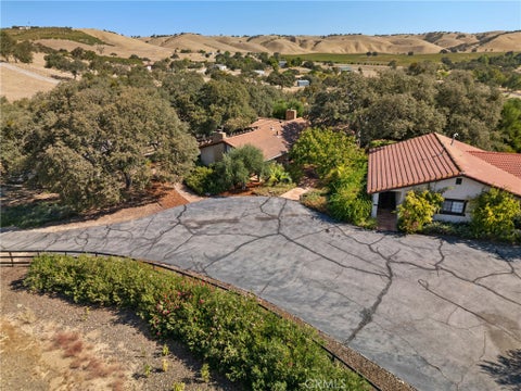 Tiny photo for 6680 Linne RD, Paso Robles, CA 93446 (MLS # NS26217320)