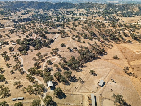 Tiny photo for 6680 Linne RD, Paso Robles, CA 93446 (MLS # NS26217320)