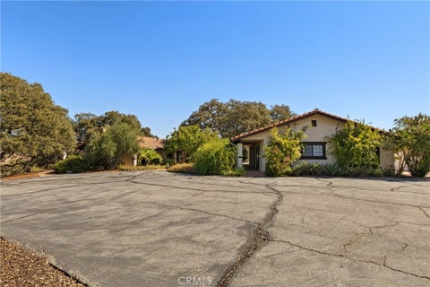 Tiny photo for 6680 Linne RD, Paso Robles, CA 93446 (MLS # NS26217320)