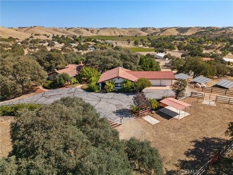 Tiny photo for 6680 Linne RD, Paso Robles, CA 93446 (MLS # NS26217320)