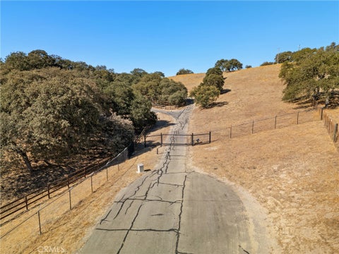 Tiny photo for 6680 Linne RD, Paso Robles, CA 93446 (MLS # NS26217320)
