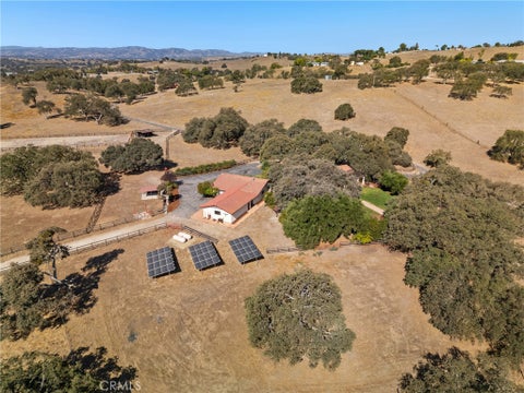 Tiny photo for 6680 Linne RD, Paso Robles, CA 93446 (MLS # NS26217320)