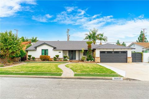 9287 Muller Downey CA 90241