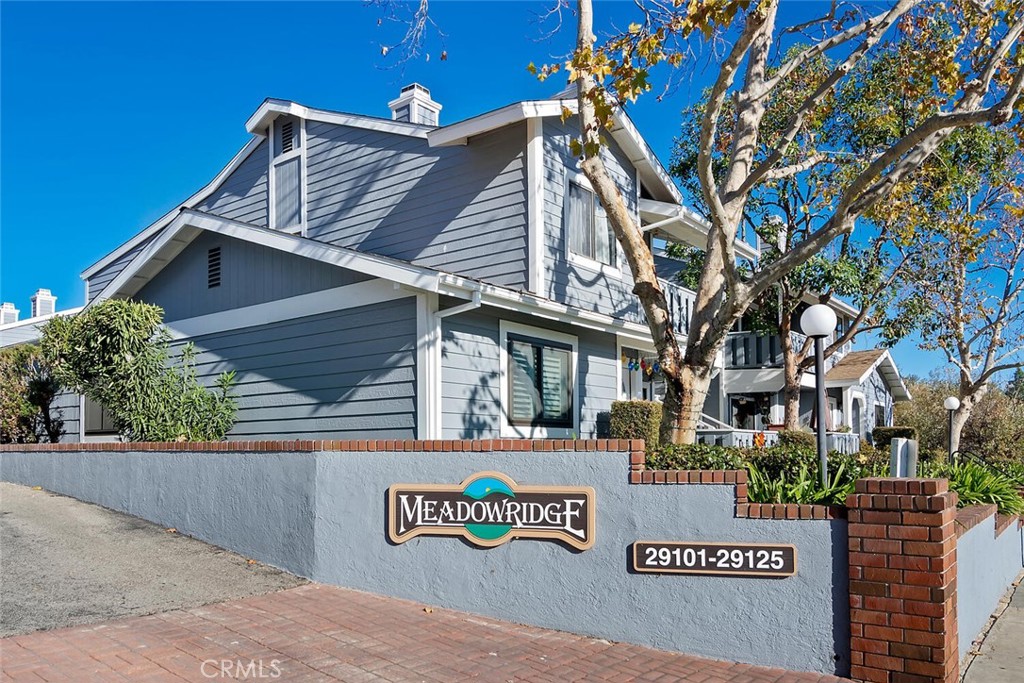 Meadow Ridge Condos (819) - Residential