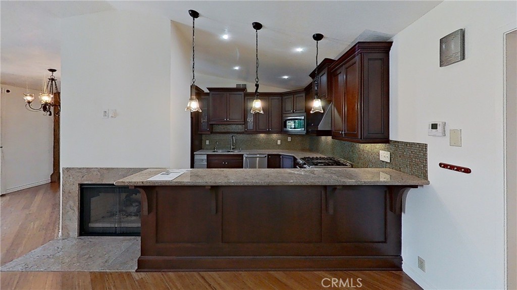 Properties 4 29121 Thousand Oaks Boulevard C