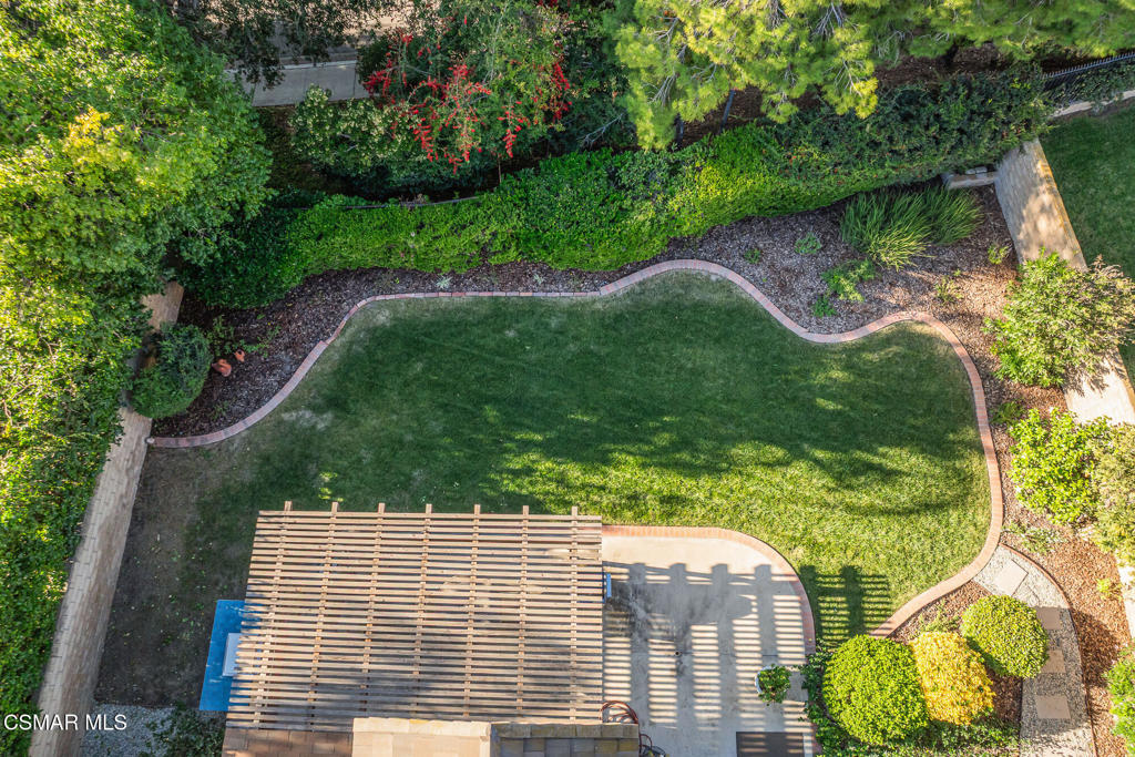 1605 Shadow Oaks Place