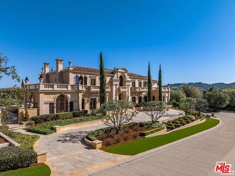 Photo of 25305 Prado De La Felicidad, Calabasas, CA 91302 (MLS # 26653489)