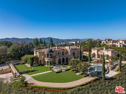 Photo of 25305 Prado De La Felicidad, Calabasas, CA 91302 (MLS # 26653489)