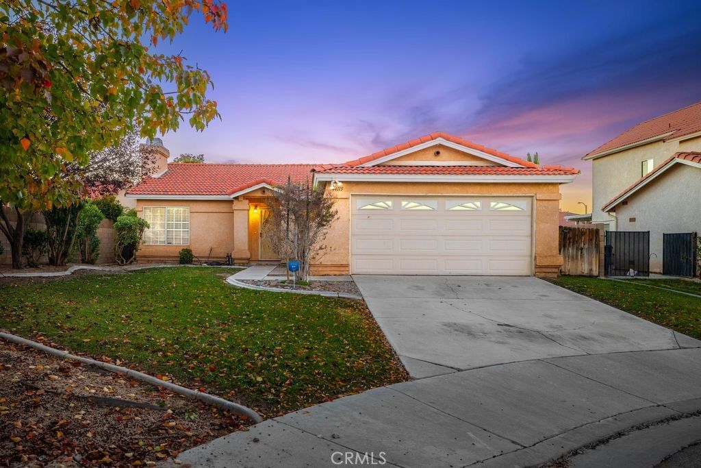 Photo of 44115 Hunter Court, Lancaster, CA 93536 (MLS # SR26014878)